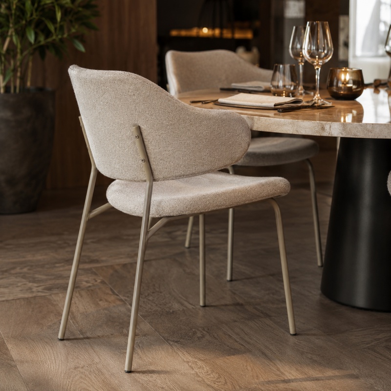 How to Choose Dining Chairs：Design, Comfort & Materials